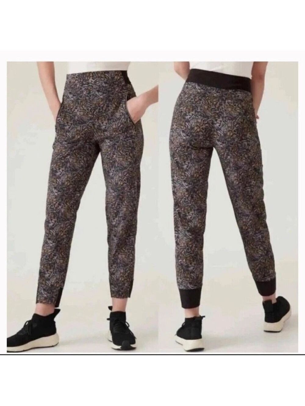 Athleta Trekkie North Black Floral Pants Size 2